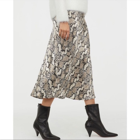 H&M Midi Skirt, Snake Print, Size 2, NWOT 🐍 - Picture 4 of 7